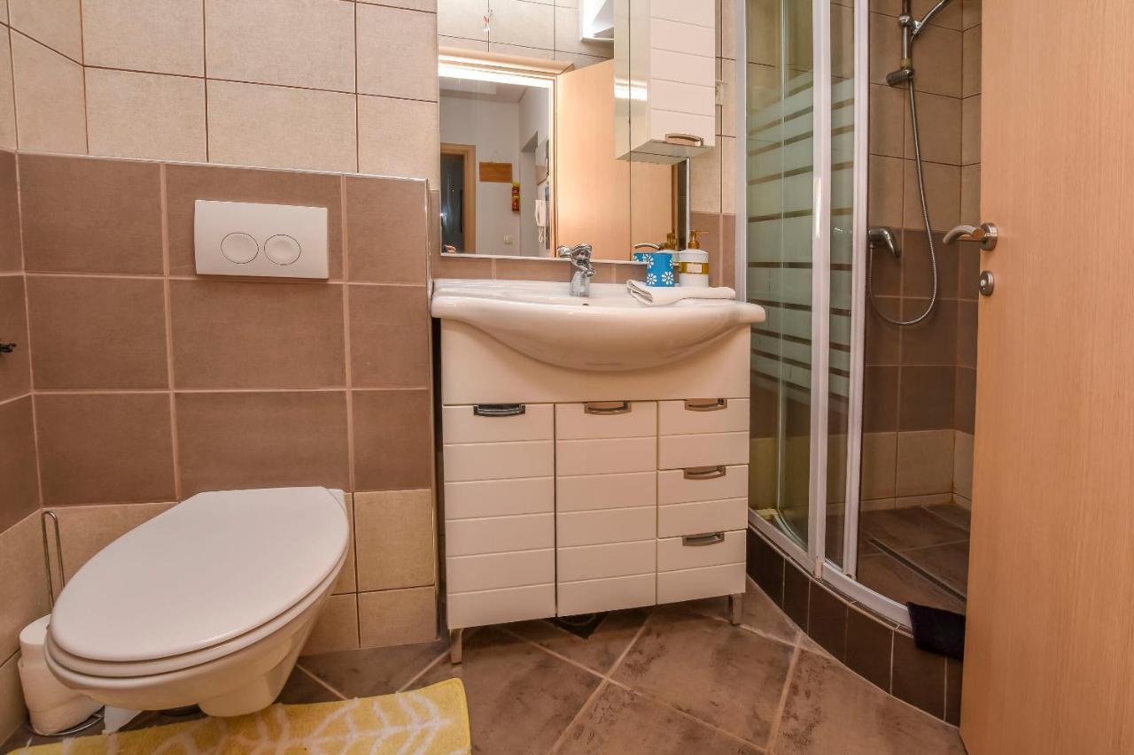 Apartments Silvana ロゴズニッツァ エクステリア 写真