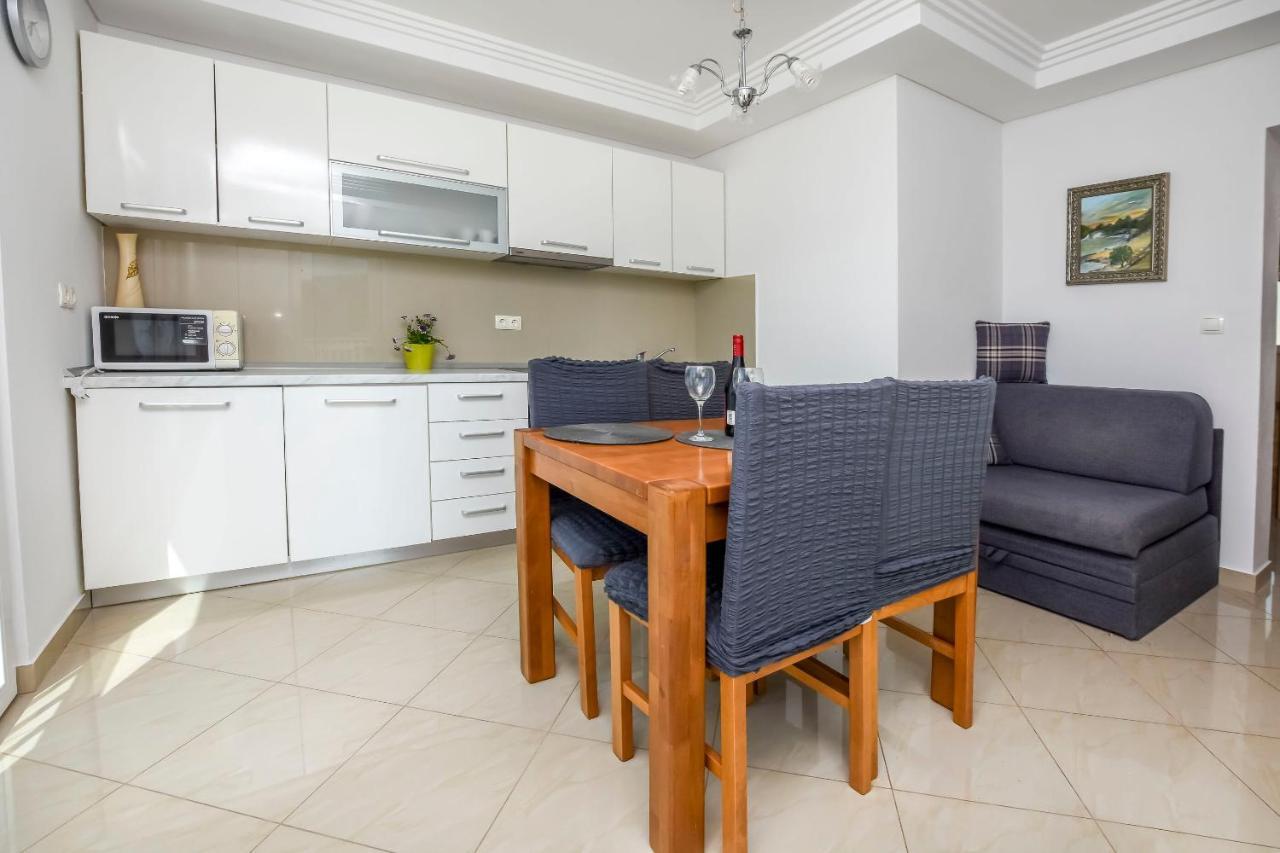 Apartments Silvana ロゴズニッツァ エクステリア 写真