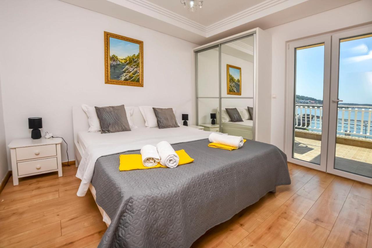 Apartments Silvana ロゴズニッツァ エクステリア 写真