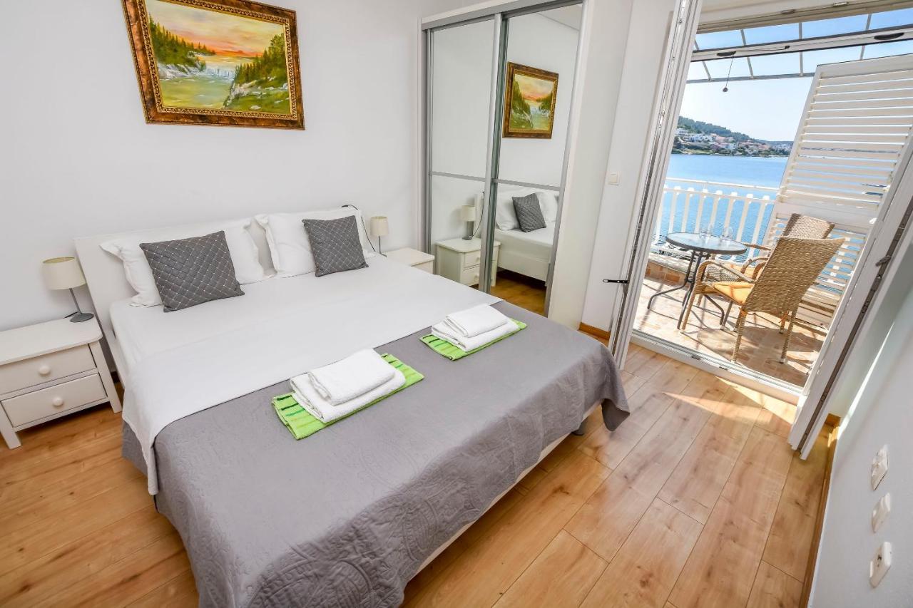 Apartments Silvana ロゴズニッツァ エクステリア 写真